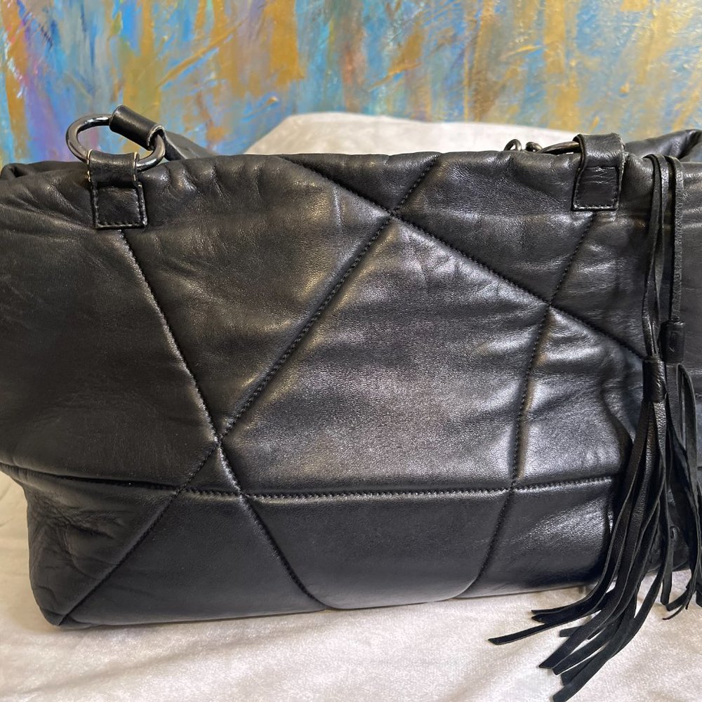 Hand Bags - Picture 11 of 16